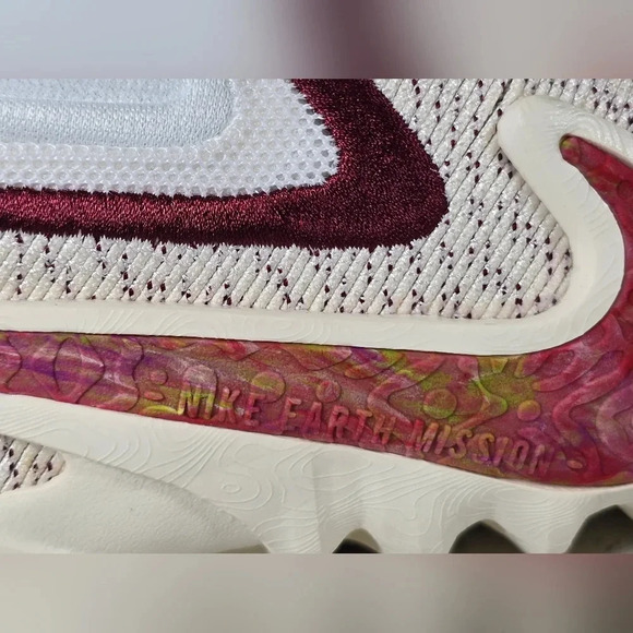 COSMIC UNITY 2 - COCONUT TEAM RED - DH1537 102 - SIZE 14.0 M - Picture 6 of 14